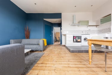 3 bed flat, Westgate Road, Newcastle Upon Tyne, Newcastle, NE46AL - Image 2